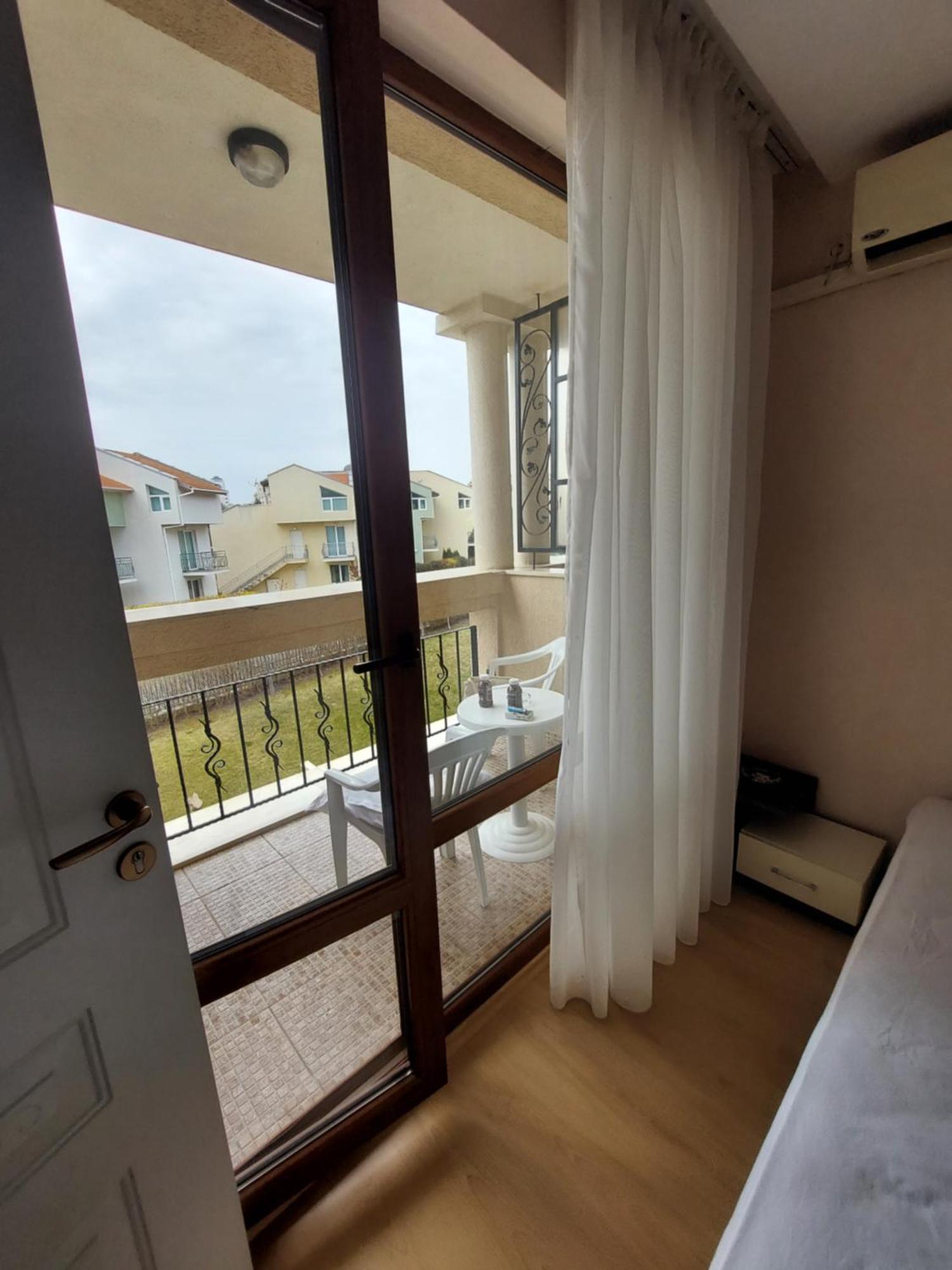 Fort Noks Prestige Beach Aparthotel, Sveti Vlas Exteriör bild
